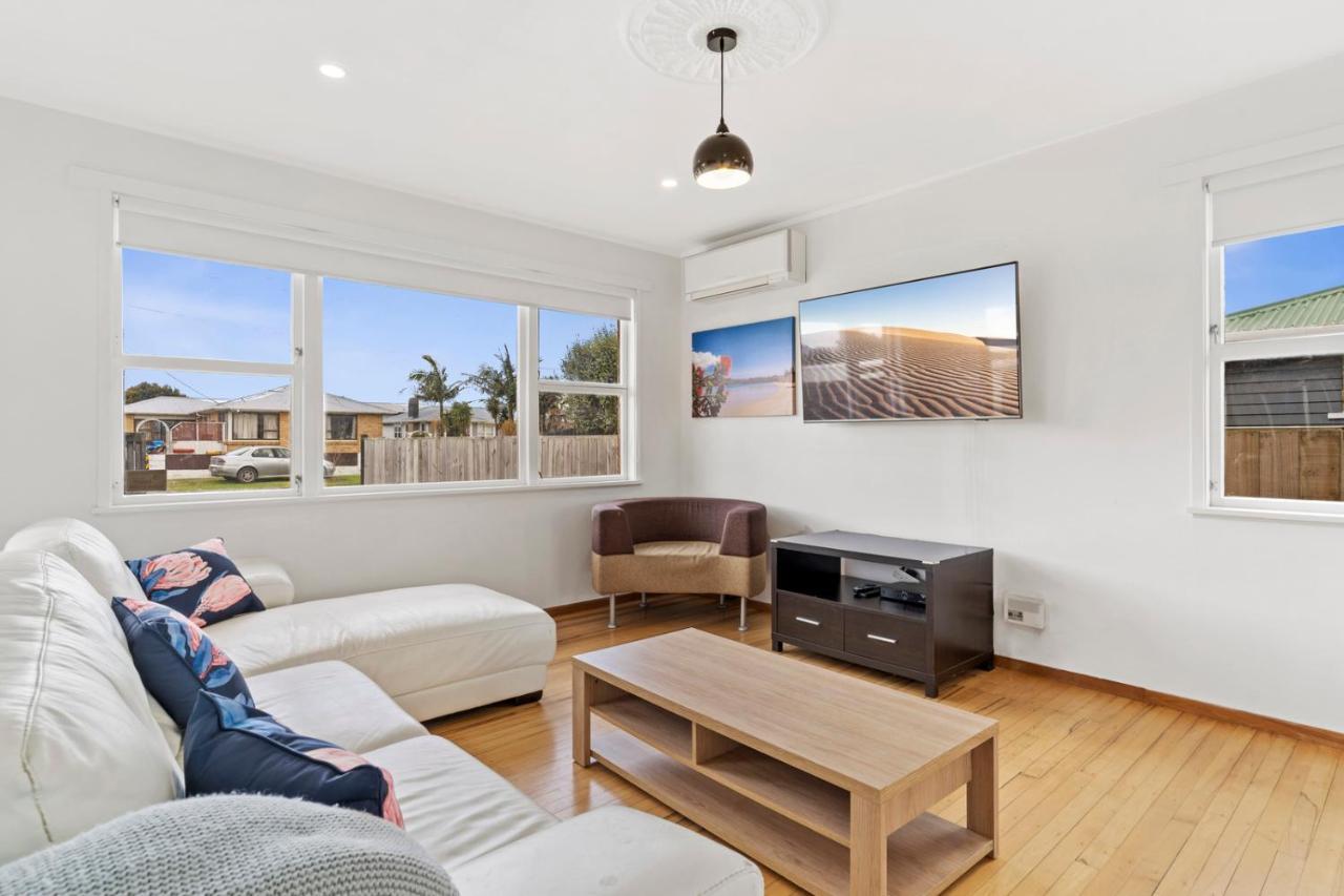 3 Bed At The Mount Close To Bayfair Shopping Mall Mount Maunganui Exterior photo