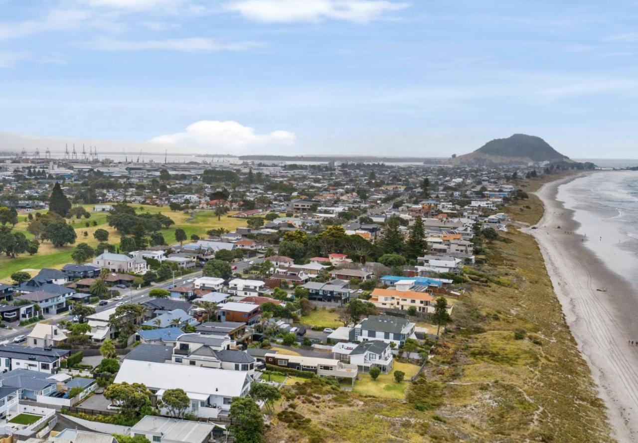3 Bed At The Mount Close To Bayfair Shopping Mall Mount Maunganui Exterior photo